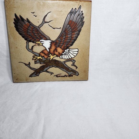 Vintage Signed Cleo Teissedre Bald Eagle 1984 Clay Tile Wall Plaque Trivet - Picture 2 of 7